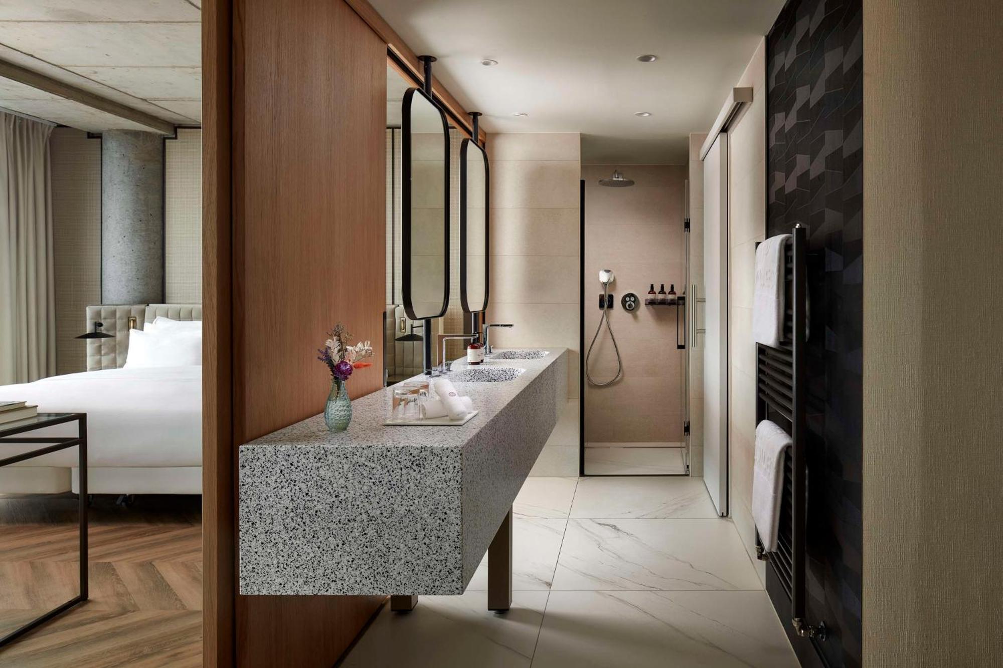 Nh Collection Frankfurt Spin Tower Hotel Frankfurt am Main Luaran gambar