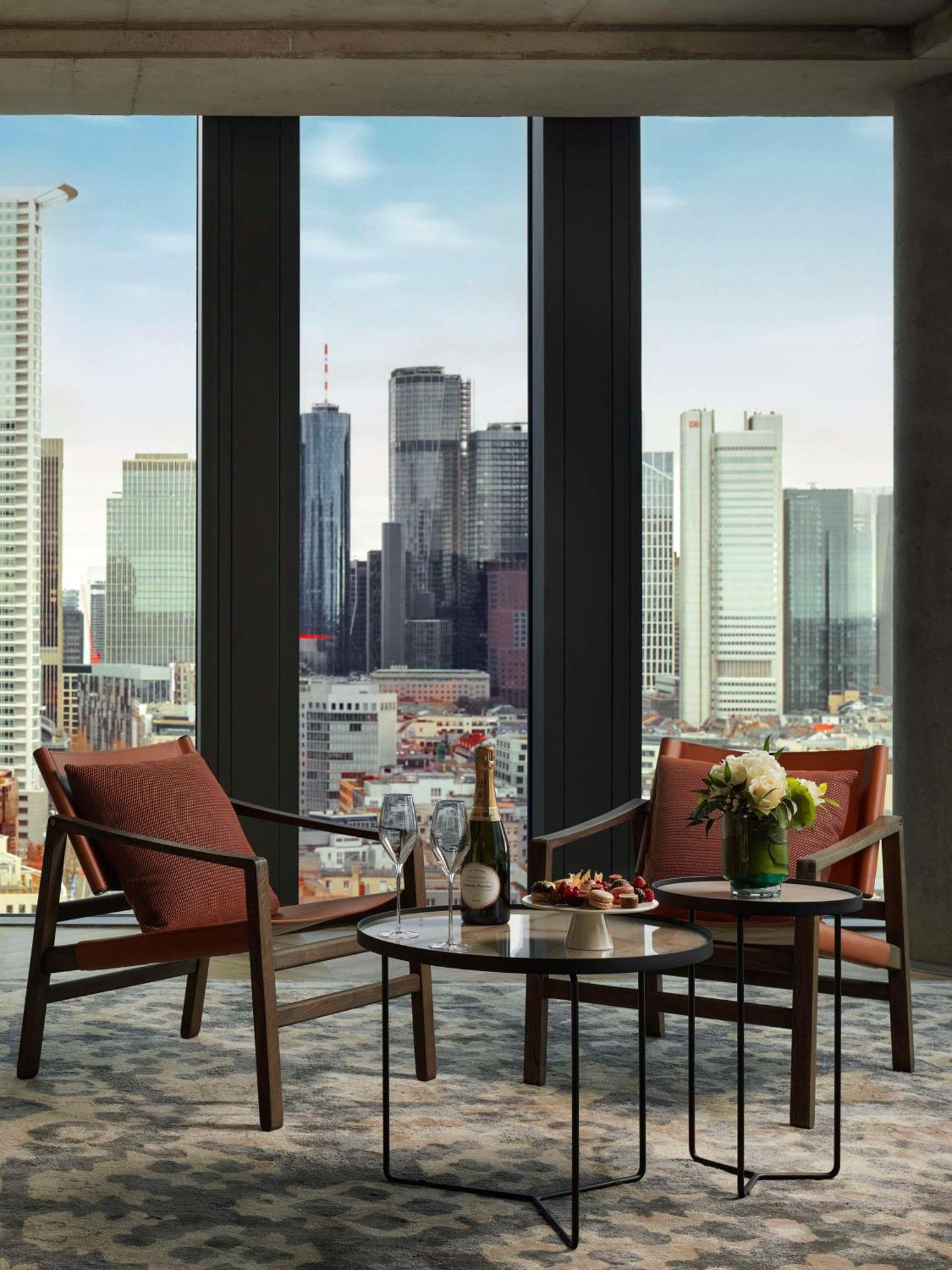 Nh Collection Frankfurt Spin Tower Hotel Frankfurt am Main Luaran gambar