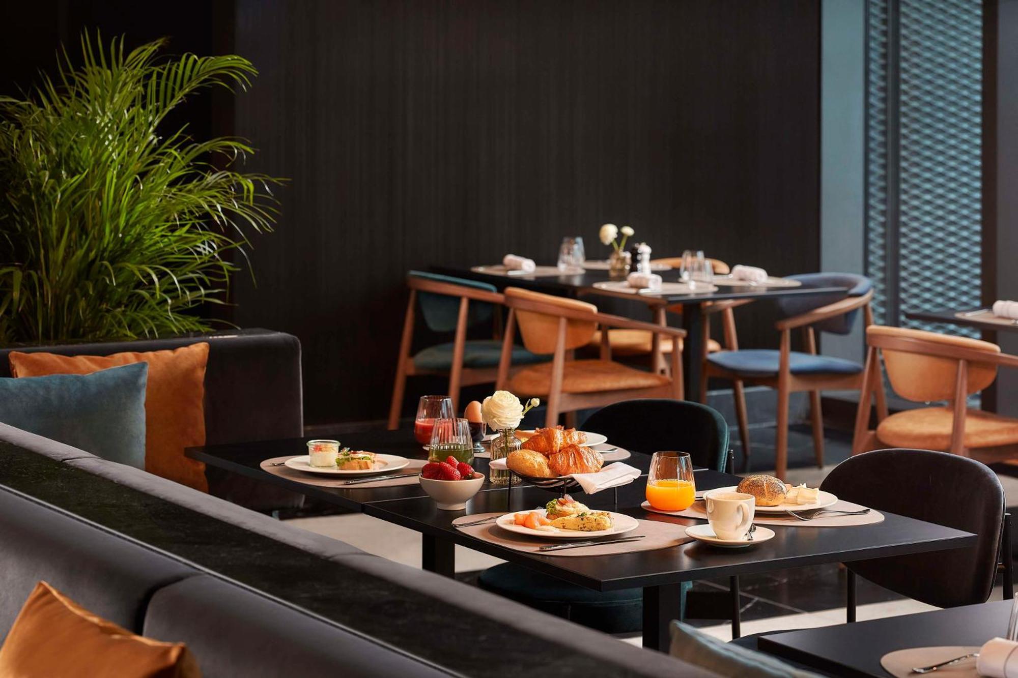 Nh Collection Frankfurt Spin Tower Hotel Frankfurt am Main Luaran gambar